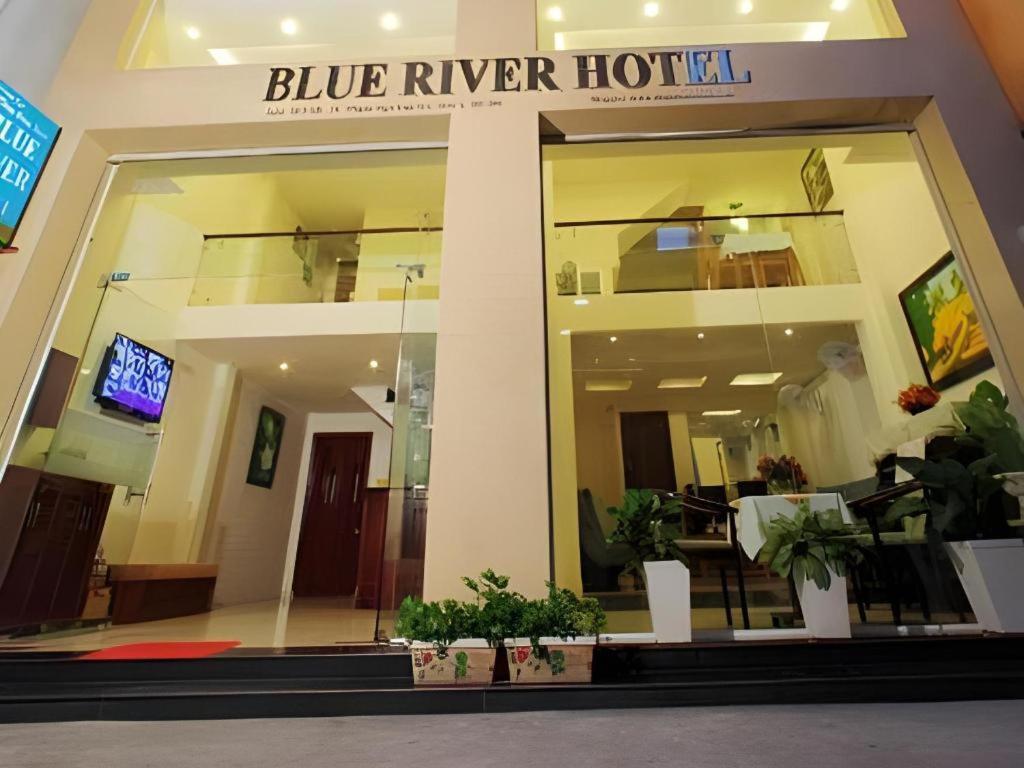 Blue River Hotel Хошимин Экстерьер фото