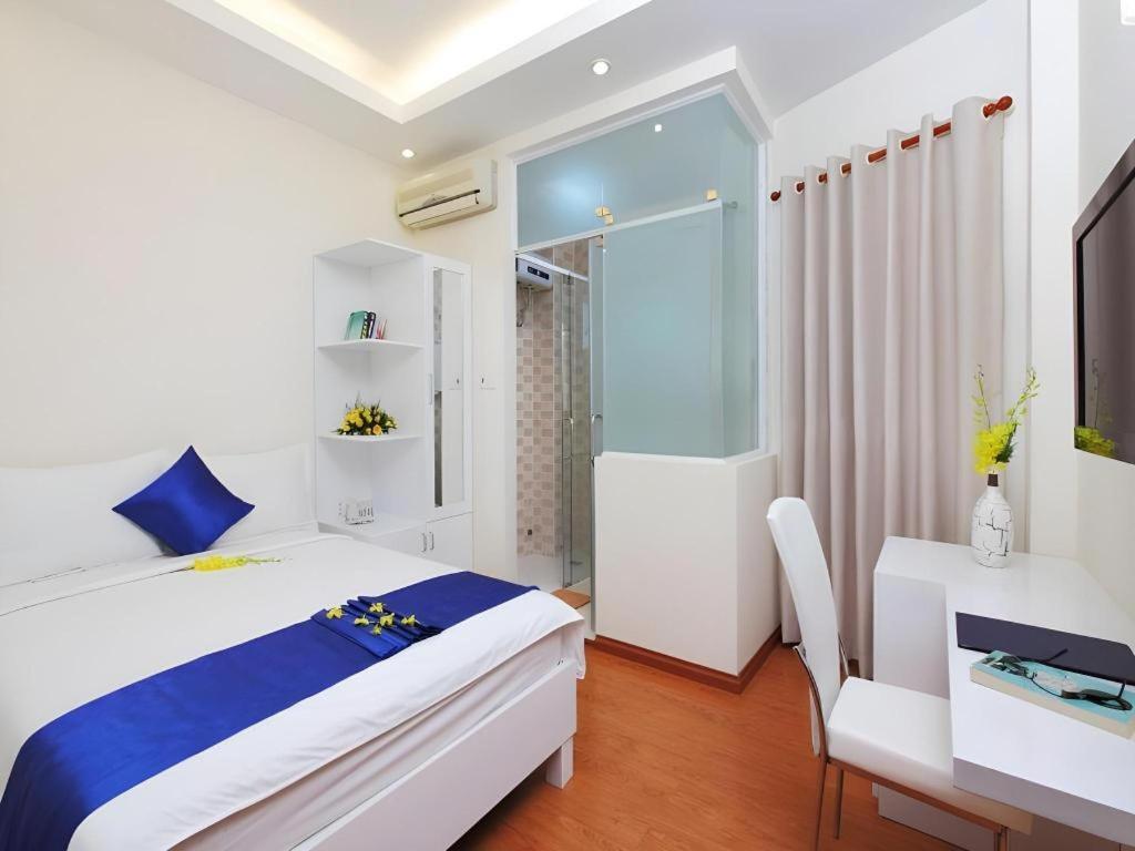 Blue River Hotel Хошимин Экстерьер фото