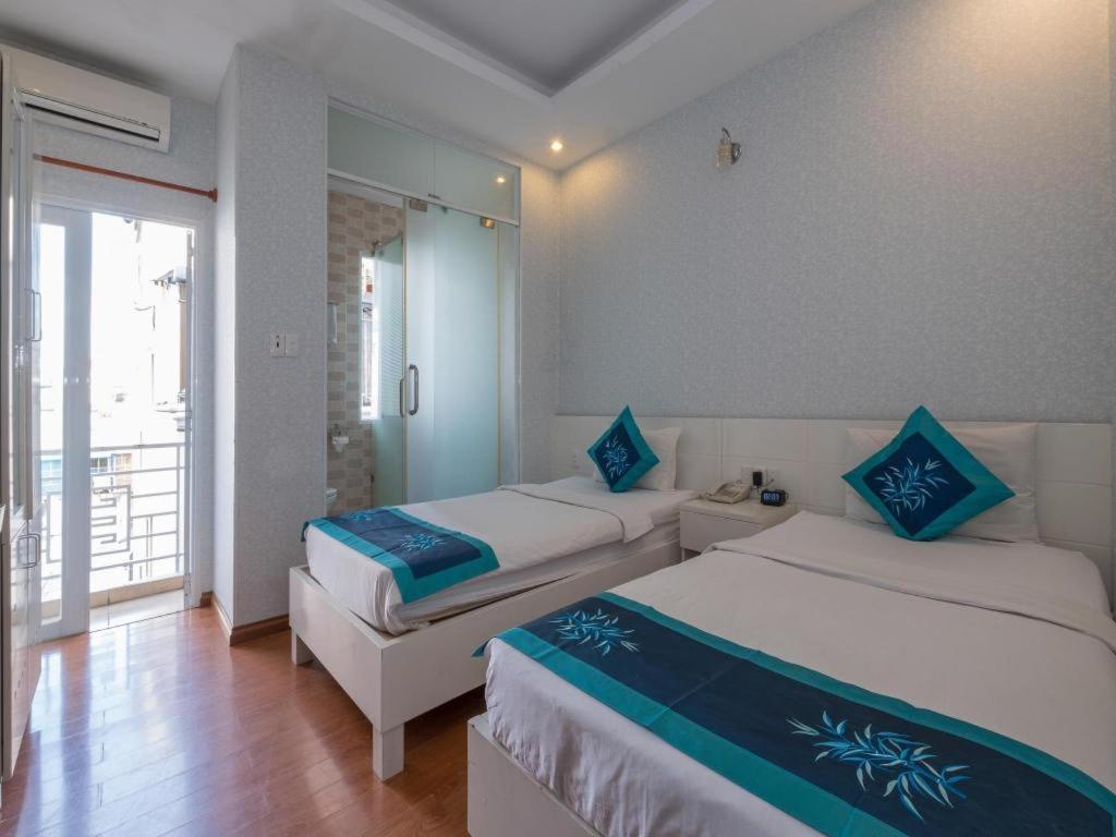 Blue River Hotel Хошимин Экстерьер фото