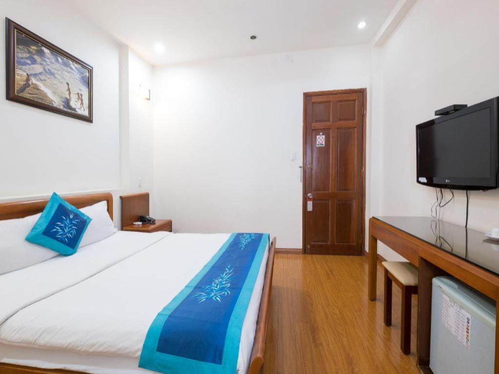 Blue River Hotel Хошимин Экстерьер фото