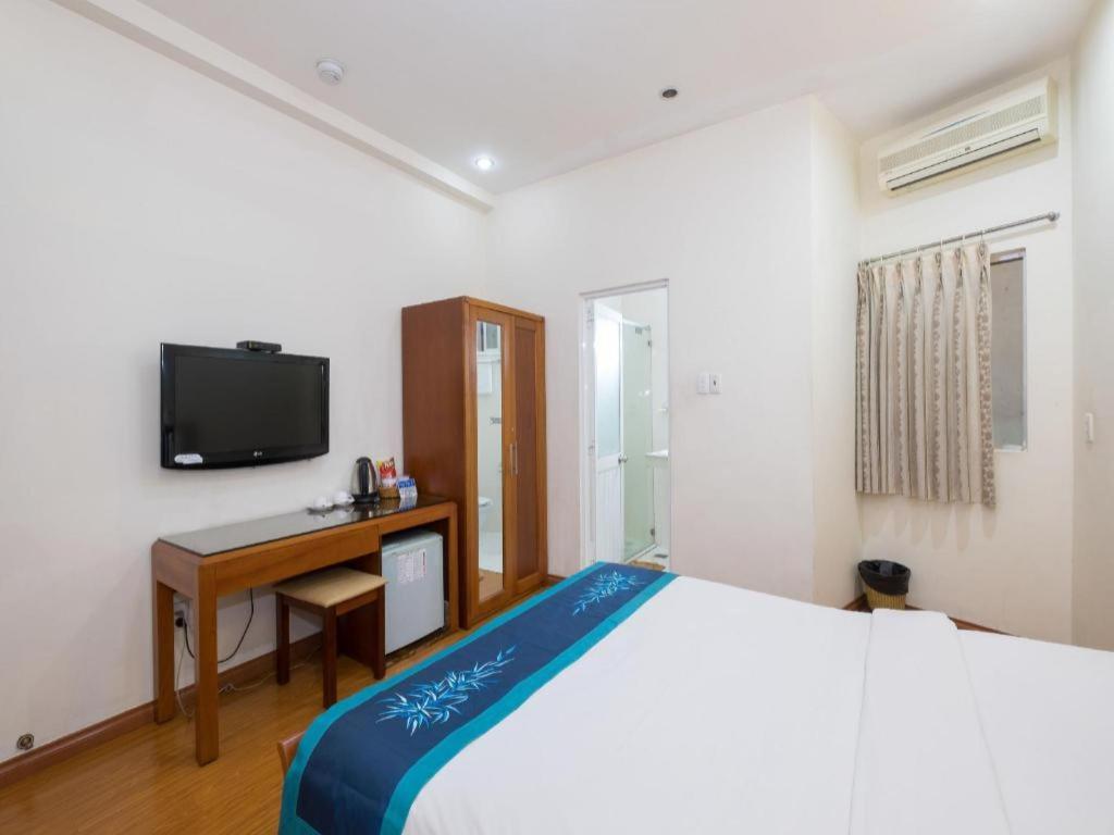 Blue River Hotel Хошимин Экстерьер фото