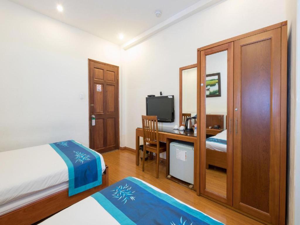 Blue River Hotel Хошимин Экстерьер фото