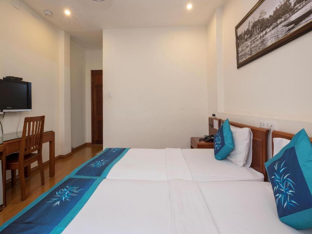 Blue River Hotel Хошимин Экстерьер фото